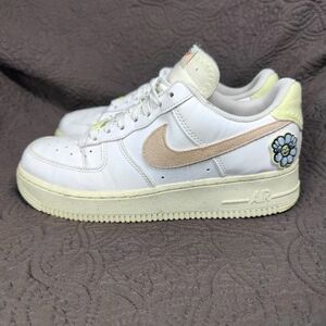 Nike Air Force 1 Low ‘07 SE Nature White Pink Shoes Women’s Sneakers Size 8